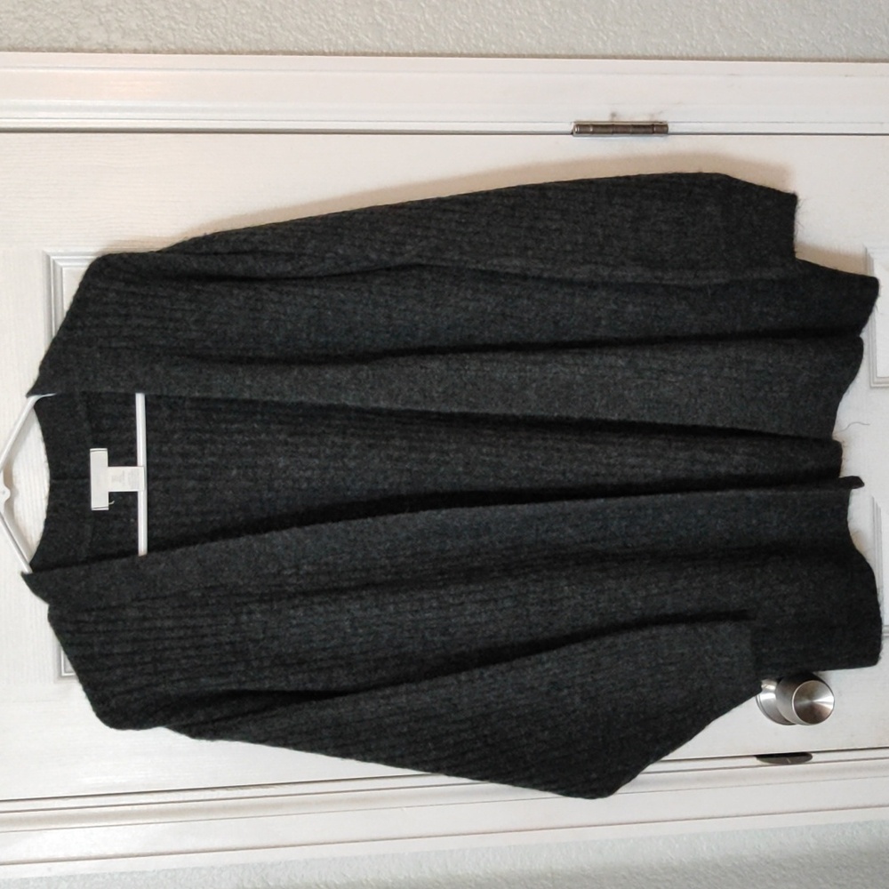 NWOT H&M Grey Cardigan